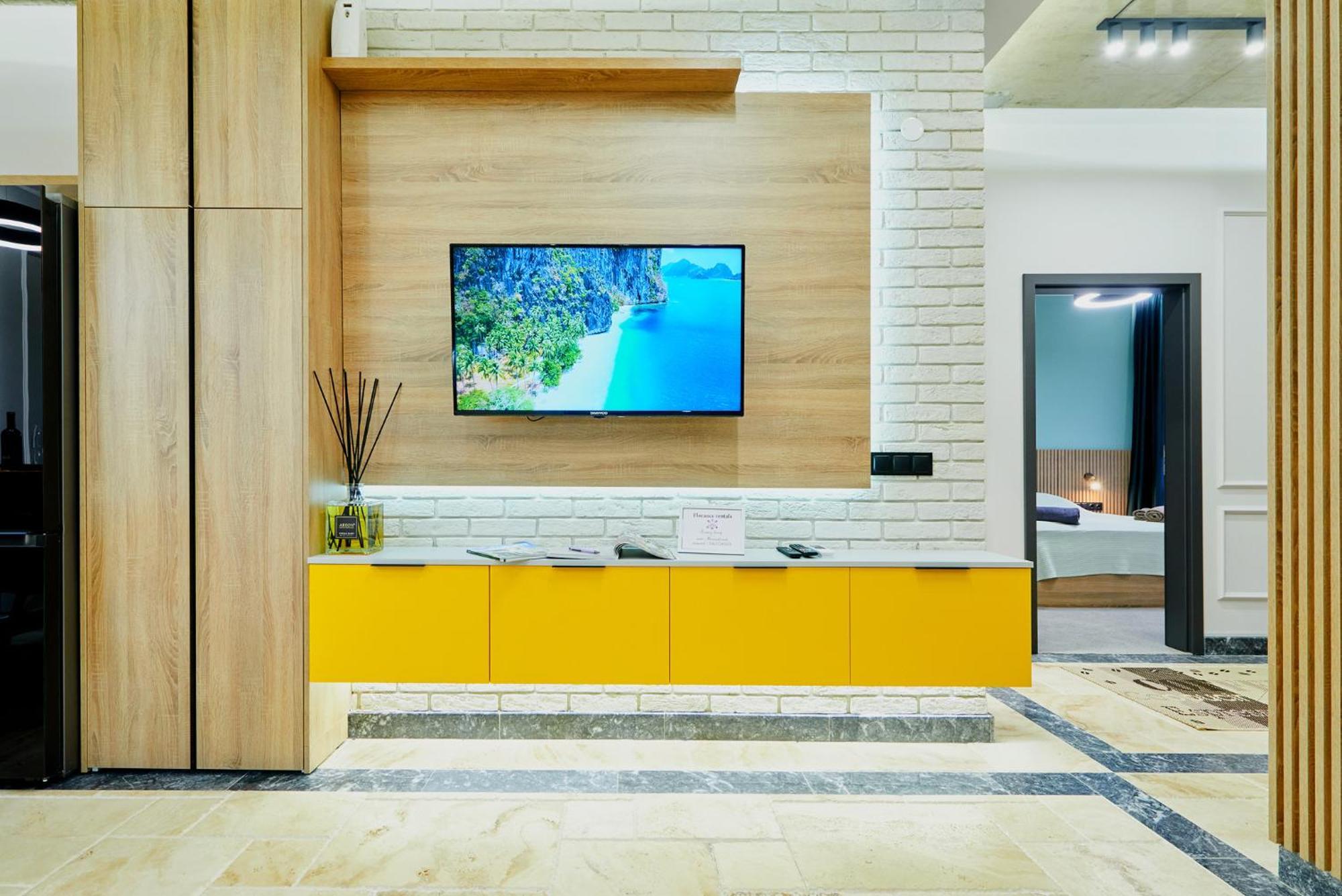 Florance Rentals Luxury Apartments In Burgas Екстер'єр фото