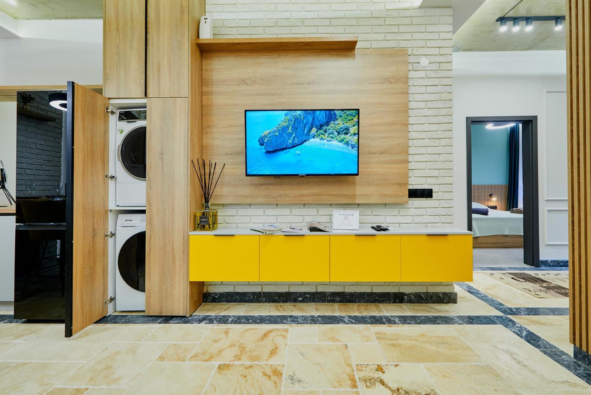 Florance Rentals Luxury Apartments In Burgas Екстер'єр фото